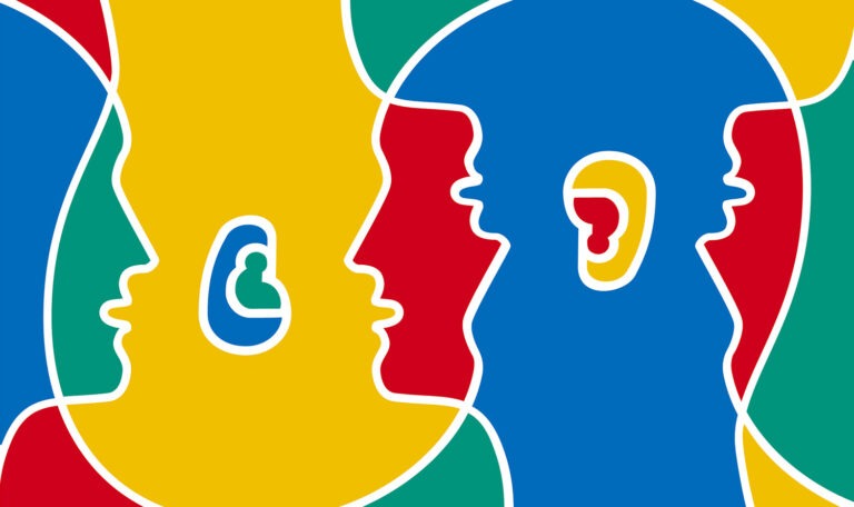 Obraz przedstawia kolorowe, stylizowane twarze w widoku profilu, które wydają się komunikować ze sobą, reprezentowane przez nałożone na siebie kolory i linie.